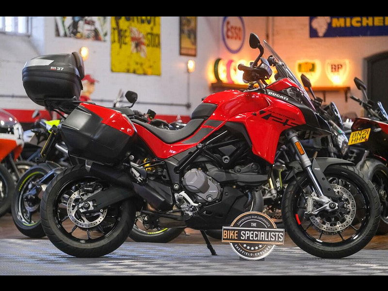 DUCATI Multistrada V2 *Multistrada V2 S - Panniers - Navigation - Manufactures Warranty* 0dr Manual 2026