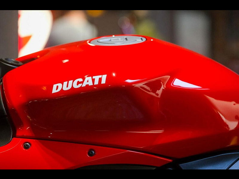 DUCATI Panigale V2 Panigale V2 *Full Austin Racing Exhaust* 0dr Manual 2026