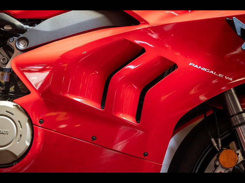 DUCATI Panigale V4 *Low Mileage - Original Example* 0dr Manual 2026