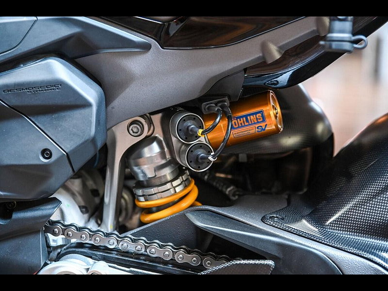 DUCATI Panigale V4 Tricolore *Akrapovic Exhaust - 669 Miles* 0dr Manual 2026