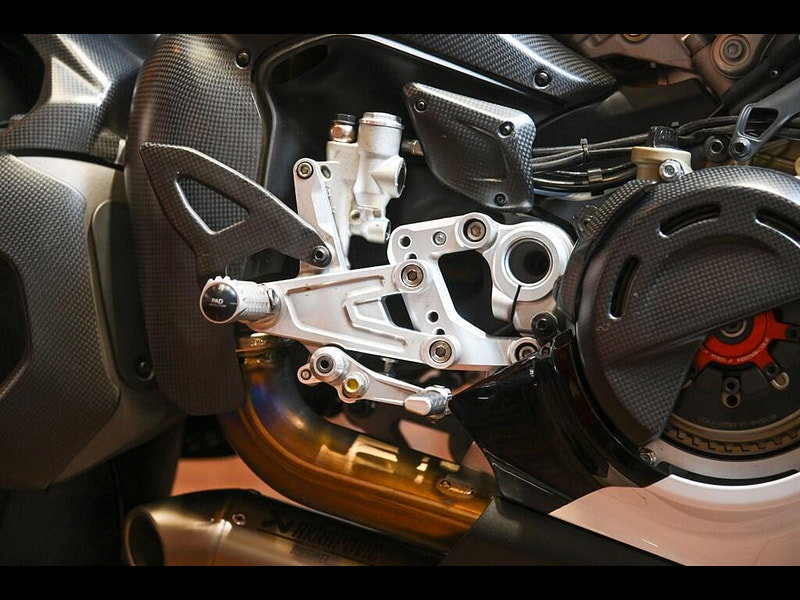 DUCATI Panigale V4 Tricolore *Akrapovic Exhaust - 669 Miles* 0dr Manual 2026