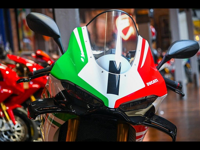 DUCATI Panigale V4 Tricolore *Akrapovic Exhaust - 669 Miles* 0dr Manual 2026