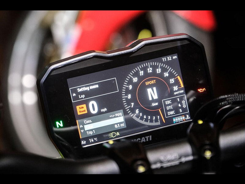 DUCATI Streetfighter V4 *Lamborghini Limited Edition No: 519 of 630* 0dr Manual 2026