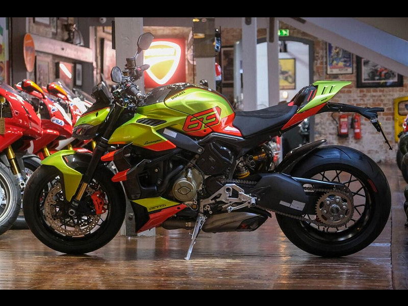 DUCATI Streetfighter V4 *Lamborghini Limited Edition No: 519 of 630* 0dr Manual 2026