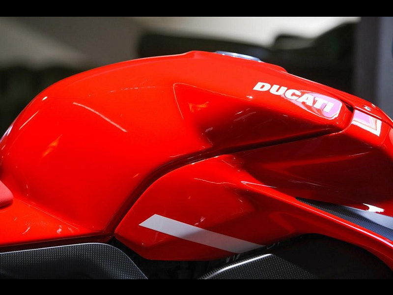 DUCATI Superleggera v4 V4 Superleggera Only 993 Miles 0dr Manual 2025