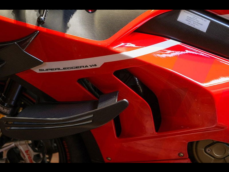 DUCATI Superleggera v4 V4 Superleggera Only 993 Miles 0dr Manual 2025
