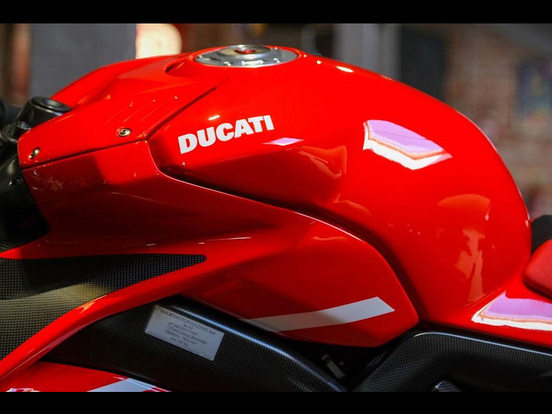 DUCATI Superleggera v4 V4 Superleggera Only 993 Miles 0dr Manual 2025