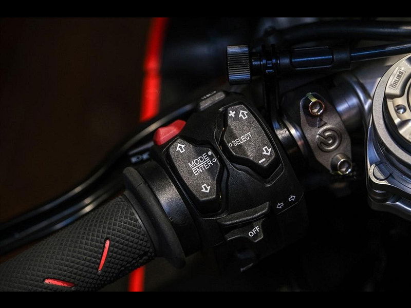 DUCATI Superleggera v4 V4 Superleggera Only 993 Miles 0dr Manual 2025