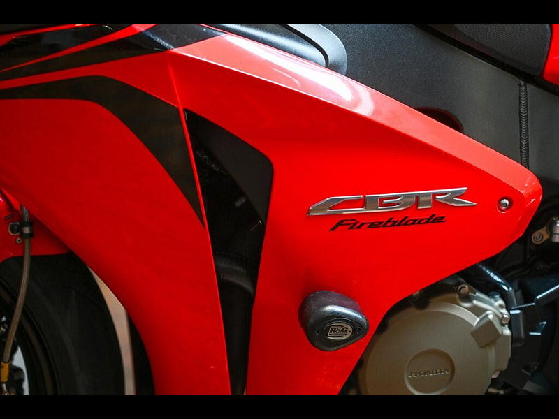 Honda CBR1000RR Fireblade *Low Mileage - Low Ownership* 0dr Manual 2026