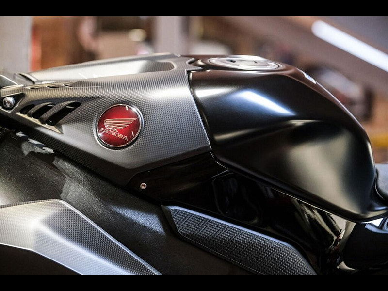 Honda CBR1000RR-R Fireblade SP *Fireblade SP Carbon Edition - P.D.I Miles* 0dr Manual 2026