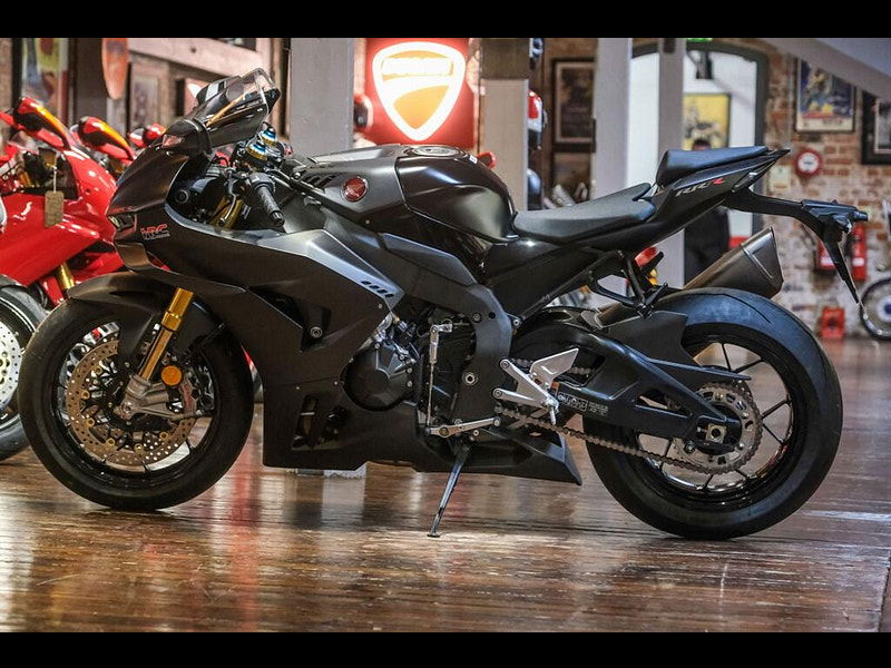 Honda CBR1000RR-R Fireblade SP *Fireblade SP Carbon Edition - P.D.I Miles* 0dr Manual 2026