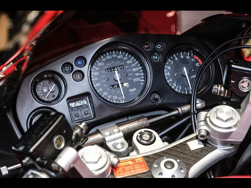 Honda CBR1100XX Super Blackbird CBR1100Xx Super Blackbird No: 9 of 50 0dr Manual 2025