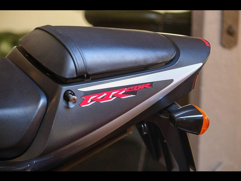 Honda CBR900RR Fireblade CBR 900RR Fireblade *929* 0dr Manual 2025