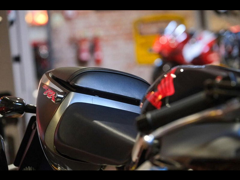 Honda CBR900RR Fireblade CBR 900RR Fireblade *929* 0dr Manual 2025