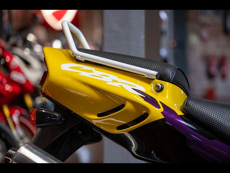 Honda CBR900RR Fireblade *Low Mileage - Low Ownership* 0dr Manual 2026