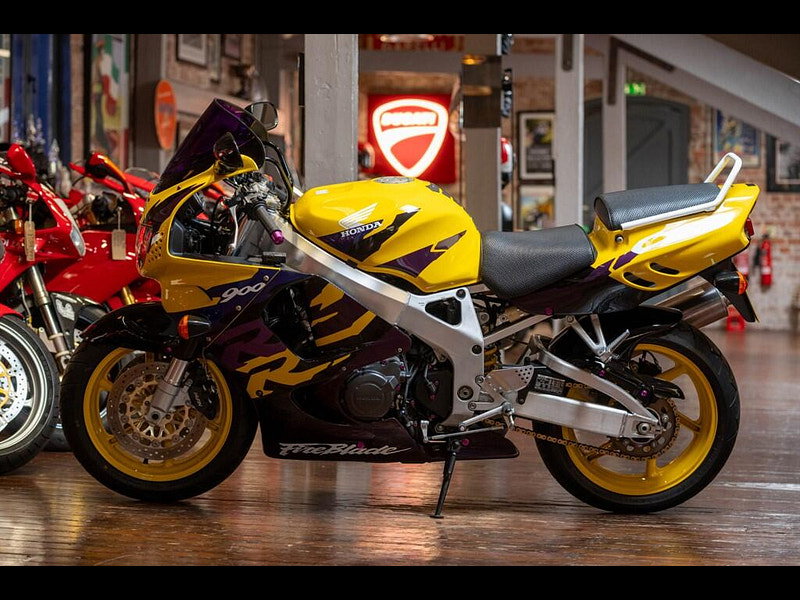 Honda CBR900RR Fireblade *Low Mileage - Low Ownership* 0dr Manual 2026