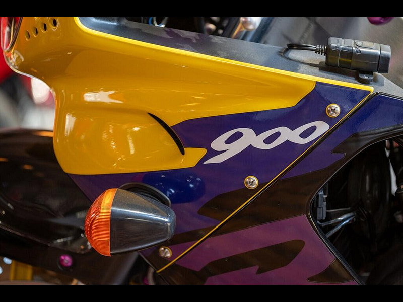 Honda CBR900RR Fireblade *Low Mileage - Low Ownership* 0dr Manual 2026