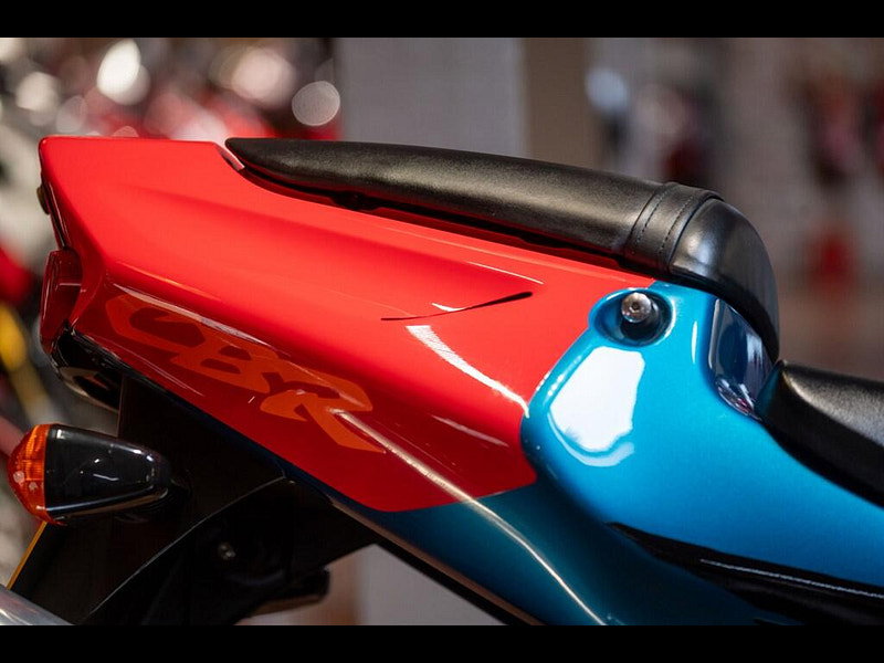 Honda CBR900RR Fireblade *Low Mileage - Low Ownership - Original Example* 0dr 2026