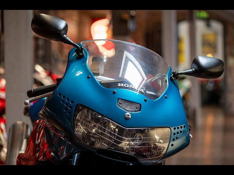 Honda CBR900RR Fireblade *Low Mileage - Low Ownership - Original Example* 0dr 2026