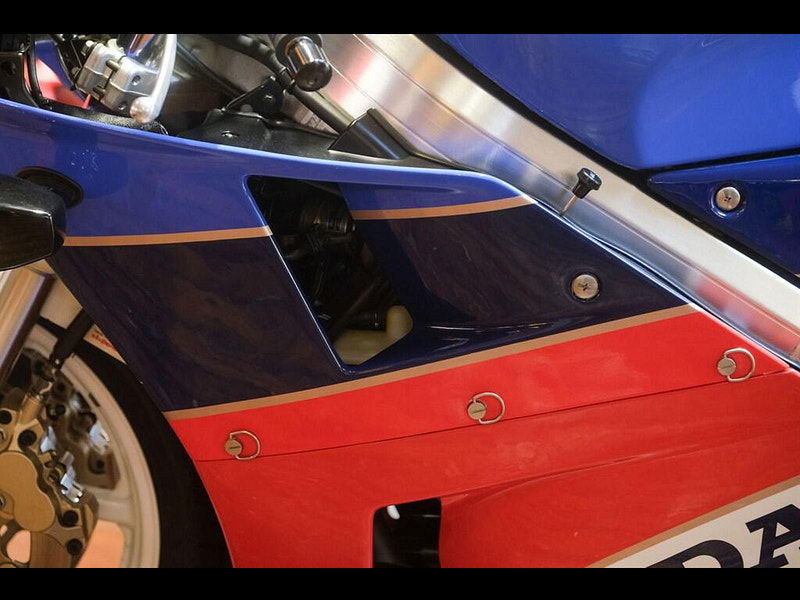 Honda VFR750 RC30 - *UK Registered - Low Ownership - Low Mileage* 0dr Manual 2026