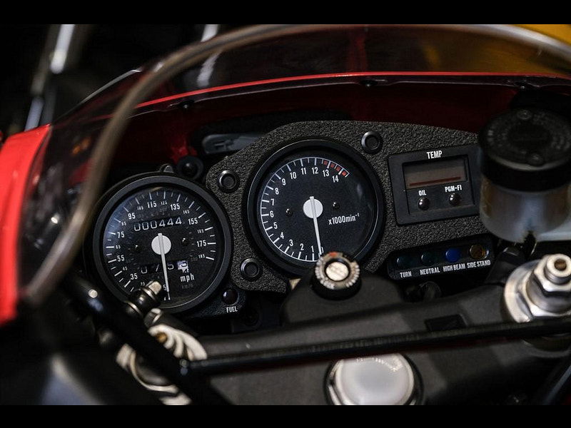 Honda RVF750 RC45 Ultimate Example Only 444 Miles 0dr Manual 2025