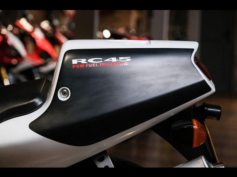 Honda RVF750 RC45 Ultimate Example Only 444 Miles 0dr Manual 2025