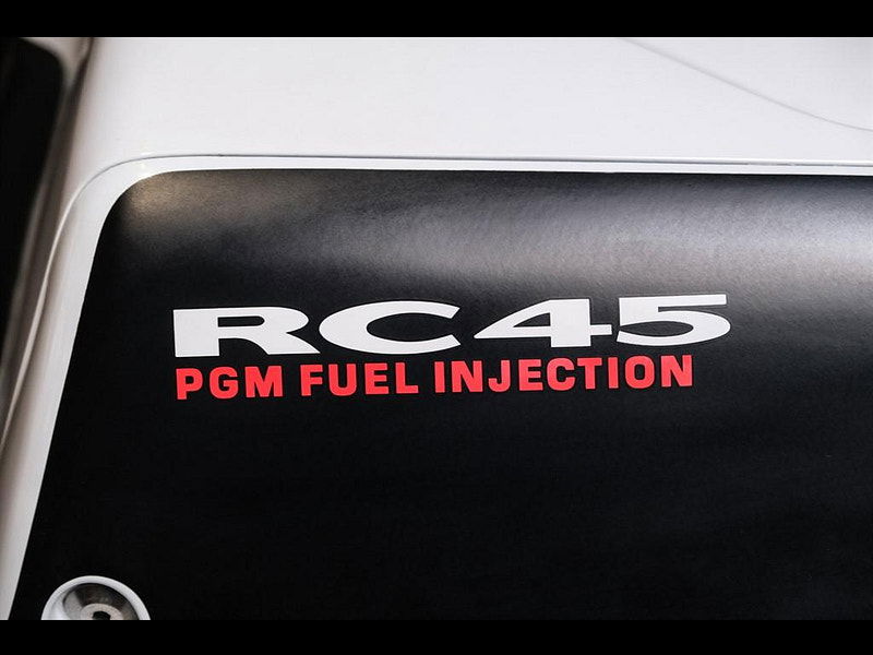 Honda RVF750 RC45 Ultimate Example Only 444 Miles 0dr Manual 2025