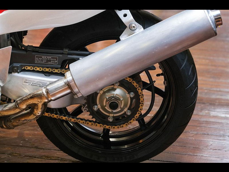 Honda RVF750 RC45 Ultimate Example Only 444 Miles 0dr Manual 2025