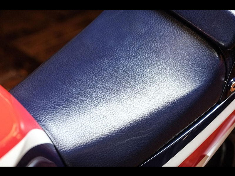 Honda VF1000 VF1000RE Iconic 80's V4 Honda 0dr Manual 2025