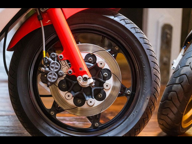 Honda VF1000 VF1000RE Iconic 80's V4 Honda 0dr Manual 2025