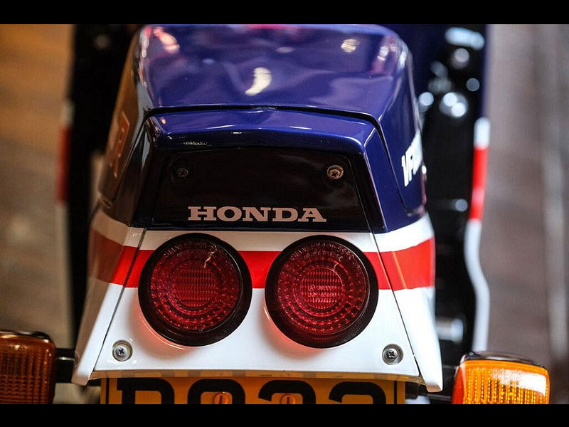 Honda VF1000 VF1000RE Iconic 80's V4 Honda 0dr Manual 2025