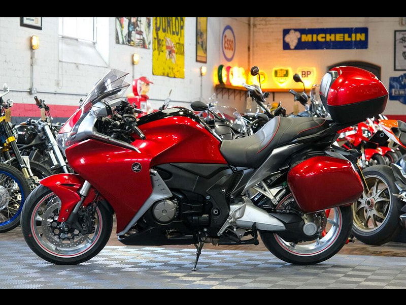 Honda VFR1200F Stunning Example DCT Automatic & Full Luggage 0dr Manual 2026
