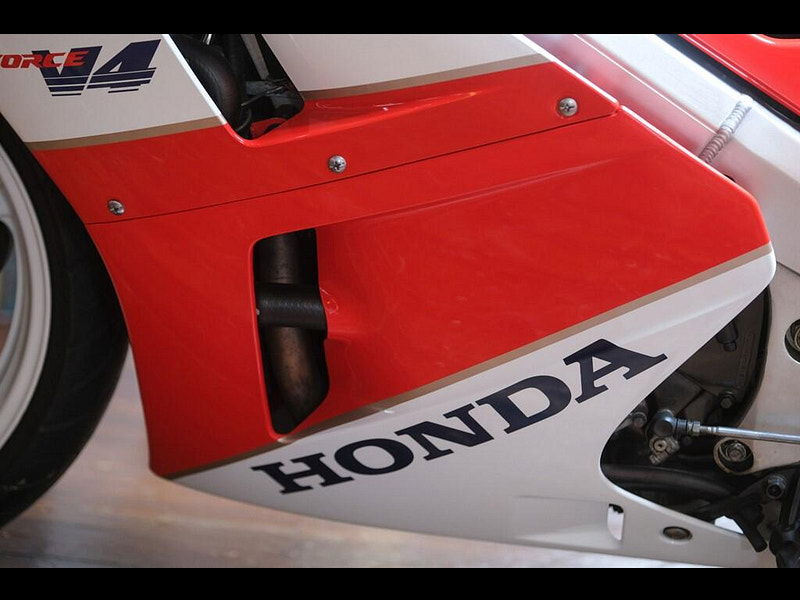 Honda VFR400 NC30 Type 1 UK Original Un Restored Example 0dr Manual 2025