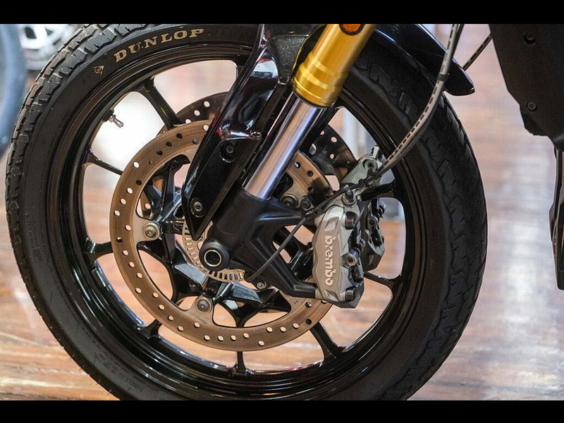 Indian Ftr *FTR 1200 - Akrapovic Exhaust* 0dr Manual 2026