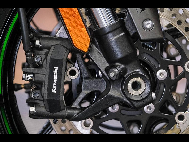 KAWASAKI Ninja 1000SX Z1000SX With Akrapovic Exhaust 0dr Manual 2025