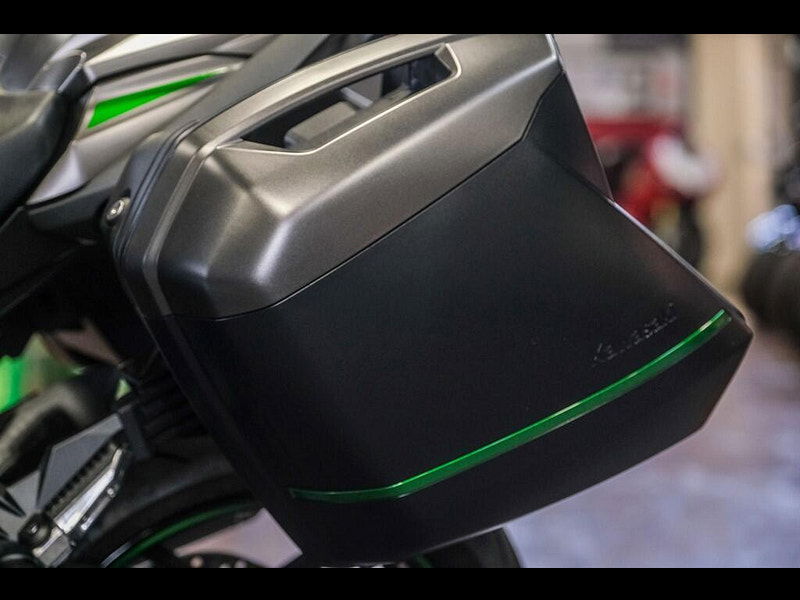 KAWASAKI Ninja 1000SX Z1000SX With Akrapovic Exhaust 0dr Manual 2025