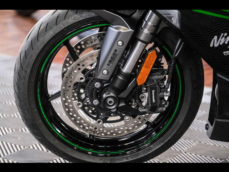 KAWASAKI Ninja 1000SX Z1000SX With Akrapovic Exhaust 0dr Manual 2025