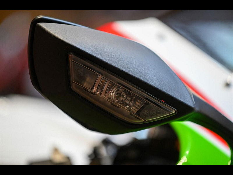 KAWASAKI Ninja ZX-10RR *40th Anniversary Edition* 0dr Manual 2026