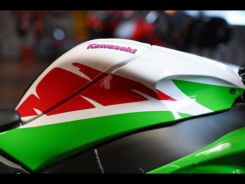 KAWASAKI Ninja ZX-10RR *40th Anniversary Edition* 0dr Manual 2026