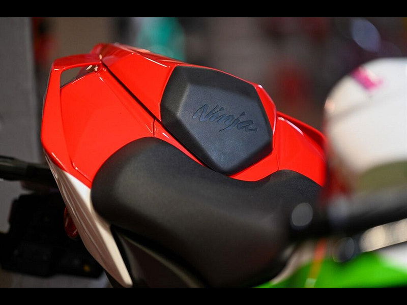 KAWASAKI Ninja ZX-10RR *40th Anniversary Edition* 0dr Manual 2026