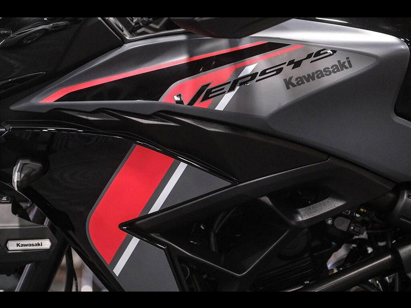 KAWASAKI Versys 650 *Ultimate specification - Full Luggage* 0dr Manual 2026