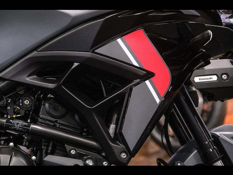 KAWASAKI Versys 650 *Ultimate specification - Full Luggage* 0dr Manual 2026