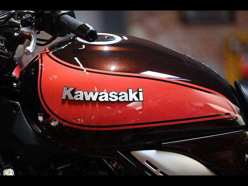 KAWASAKI Z900 rs *Titanium Headers - Translogic Quick Shifter* 0dr Manual 2026