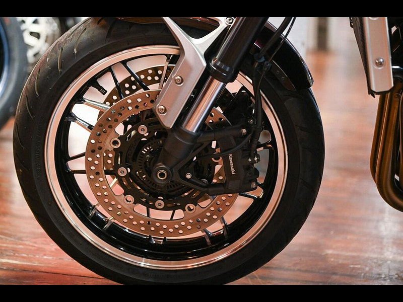 KAWASAKI Z900 rs *Titanium Headers - Translogic Quick Shifter* 0dr Manual 2026