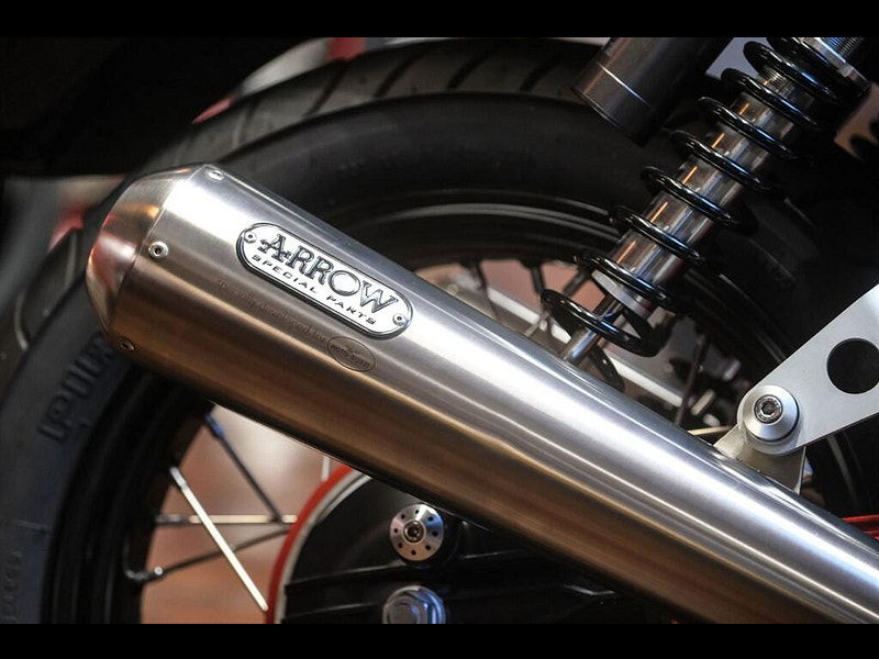 MOTO GUZZI V7 744 Café Racer Only 890 miles 0dr Automatic 2026