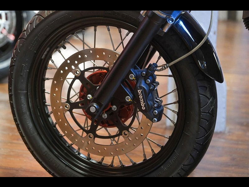 MOTO GUZZI V7 744 Café Racer Only 890 miles 0dr Automatic 2026