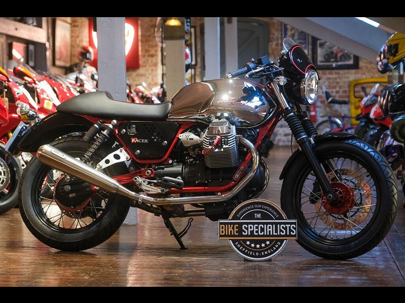 MOTO GUZZI V7 744 Café Racer Only 890 miles 0dr Automatic 2026