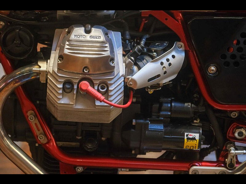 MOTO GUZZI V7 744 Café Racer Only 890 miles 0dr Automatic 2026