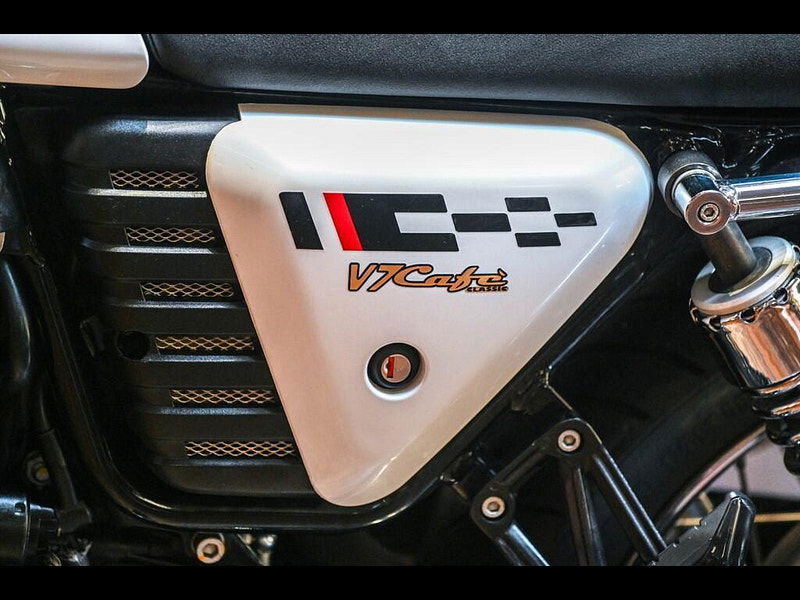 MOTO GUZZI V7 *Original Condition - Low Mileage* 0dr Manual 2026