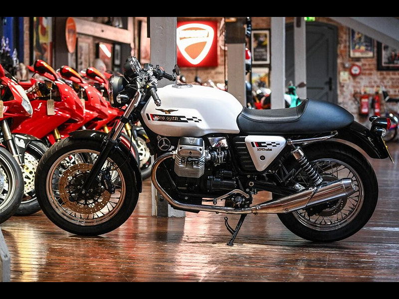 MOTO GUZZI V7 *Original Condition - Low Mileage* 0dr Manual 2026